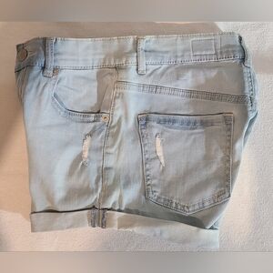 Garage Women's/ Junior's Distressed Light Blue Denim Shorts Sz 01 EUC